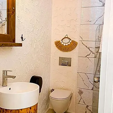 Sisu Alacati Otel *